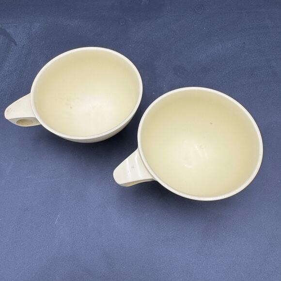 Vintage Boontonware Yellow Coffee Cups Melmac - Picture 8 of 13